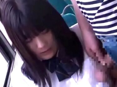 あまりの恐怖に声も出せないJK！大人しそうな女子校生たちがバス内で潮を吹かされぶっかけレ●プ